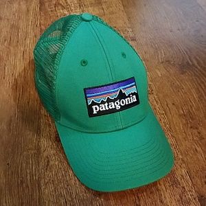 Patagonia Low-pro trucker hat